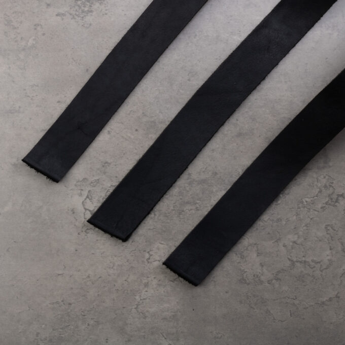 BELT STRAP CALEDONIA RUSTIC DOUBLE BUTT - BLACK
